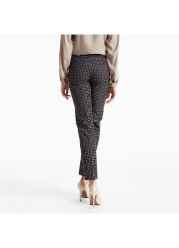 Spodnie w różyczki