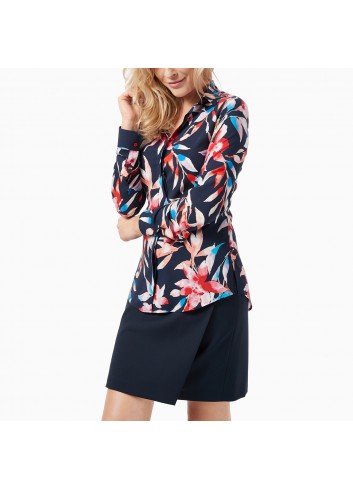 Koszula w kwiaty na granatowym tle